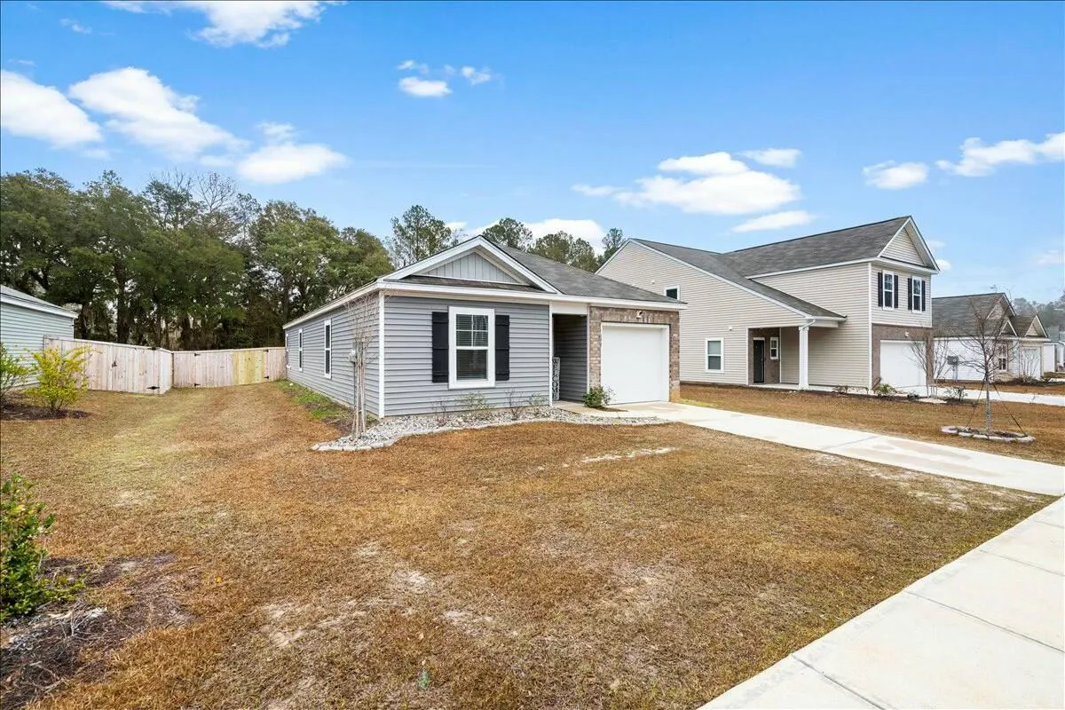 Property image 4 at 604 Red Mulberry Road, Moncks Corner, SC 29461