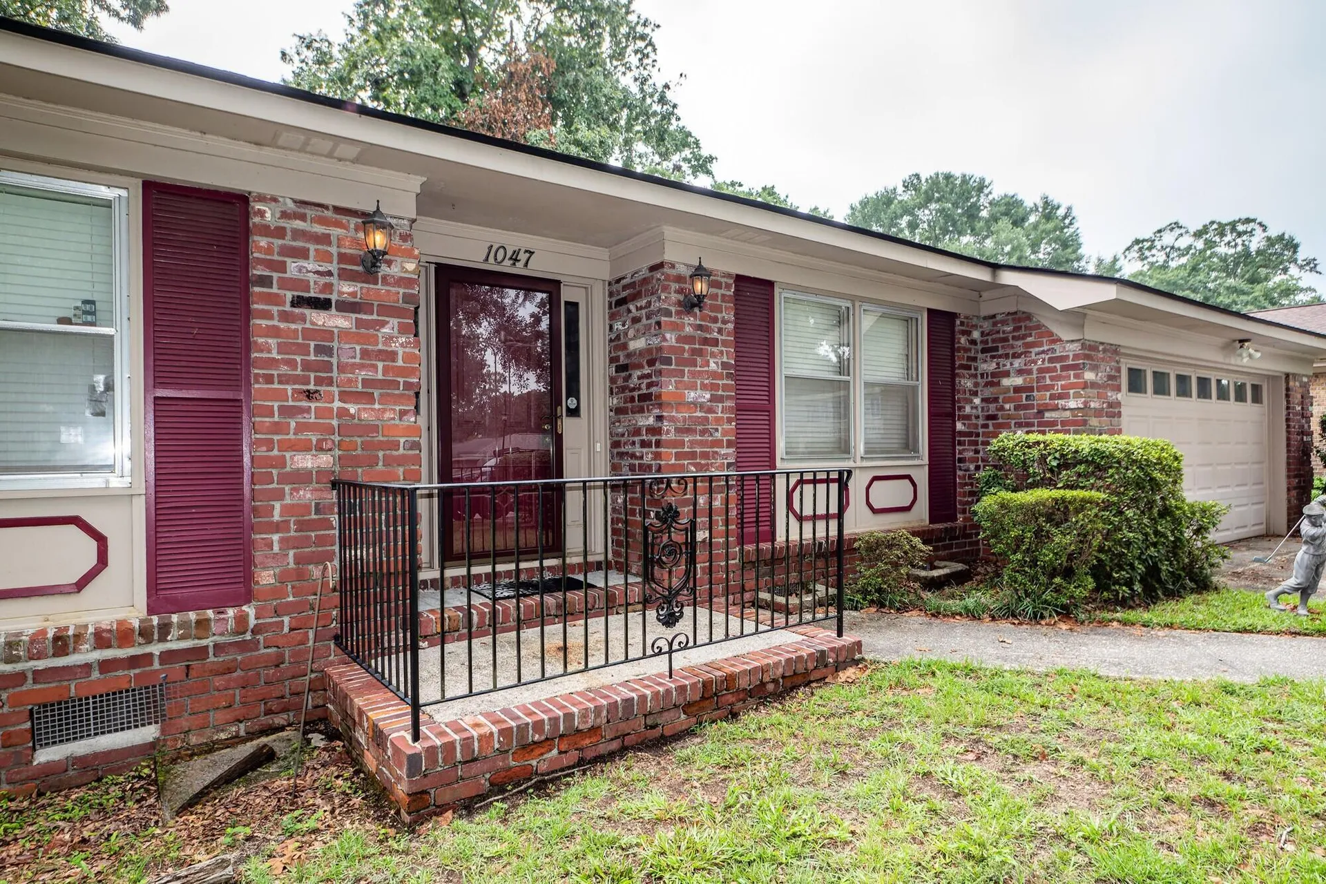1047 Yeamans Hall Road
