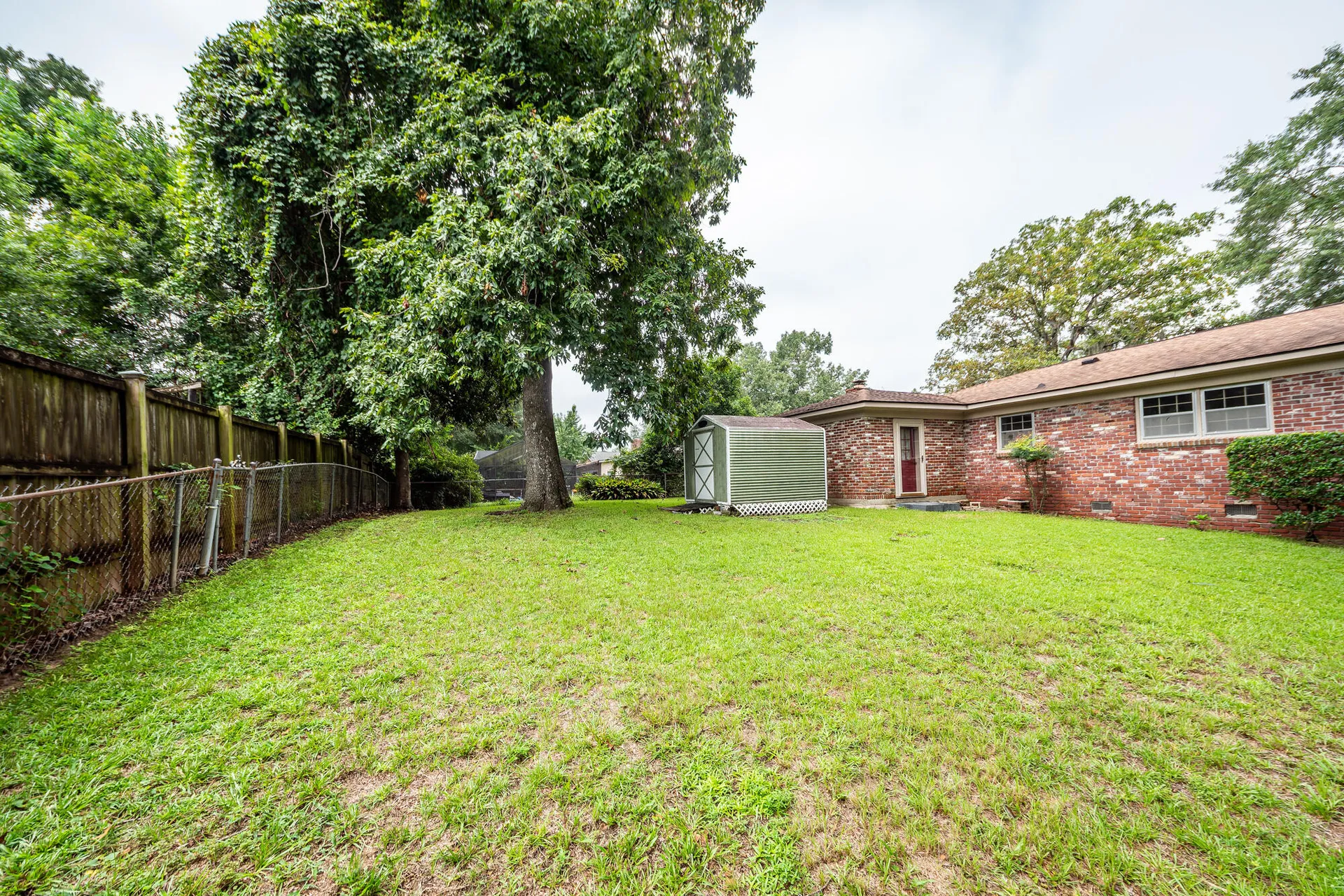 Property image 5 at 1047 Yeamans Hall Road, Hanahan, SC 29410