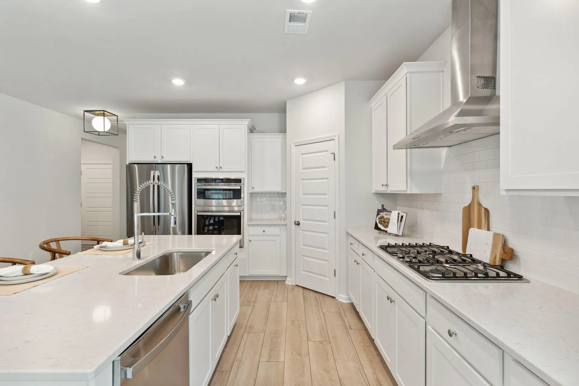 Property image 3 at 102 Barker Street, Summerville, SC 29486