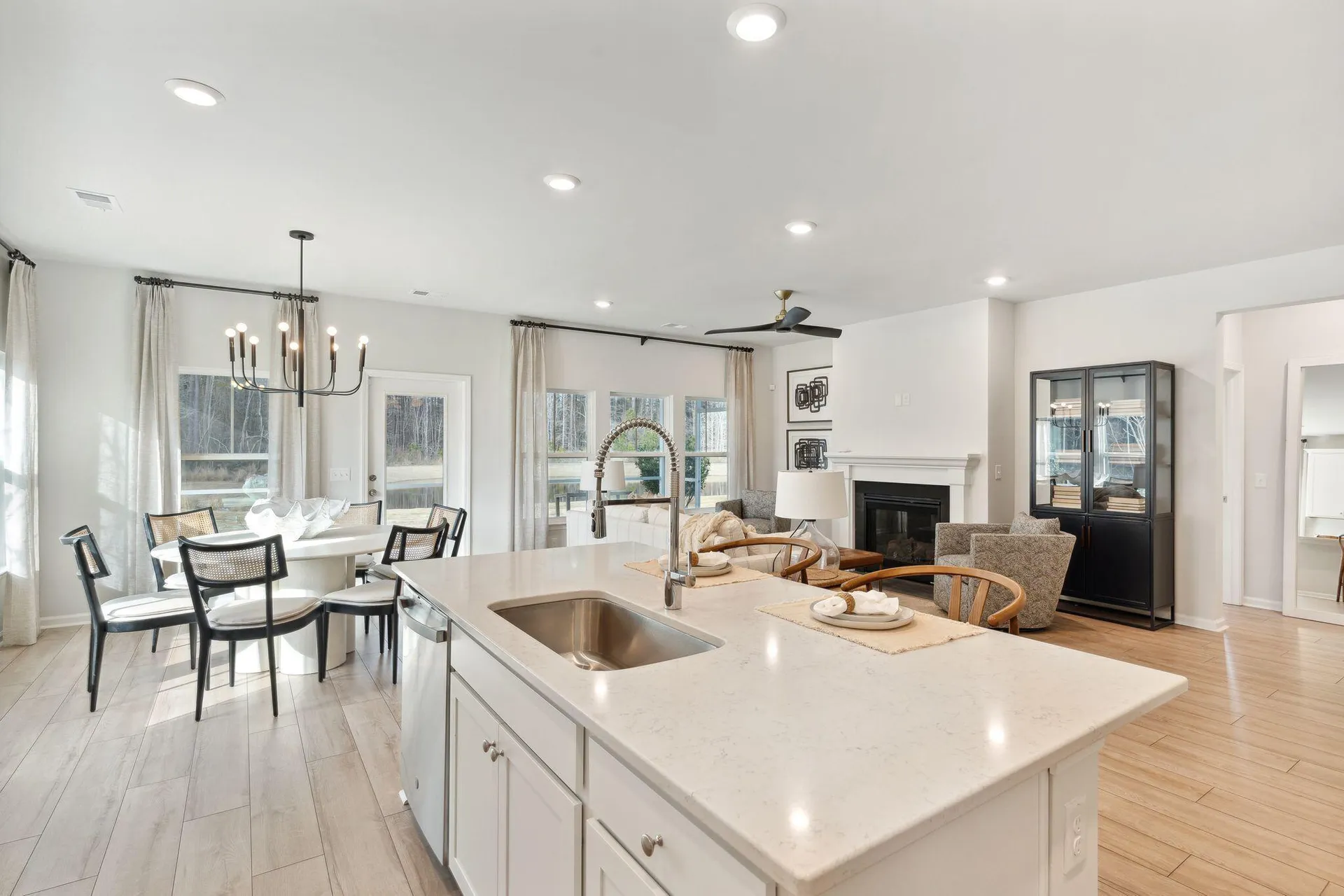 Property image 4 at 102 Barker Street, Summerville, SC 29486