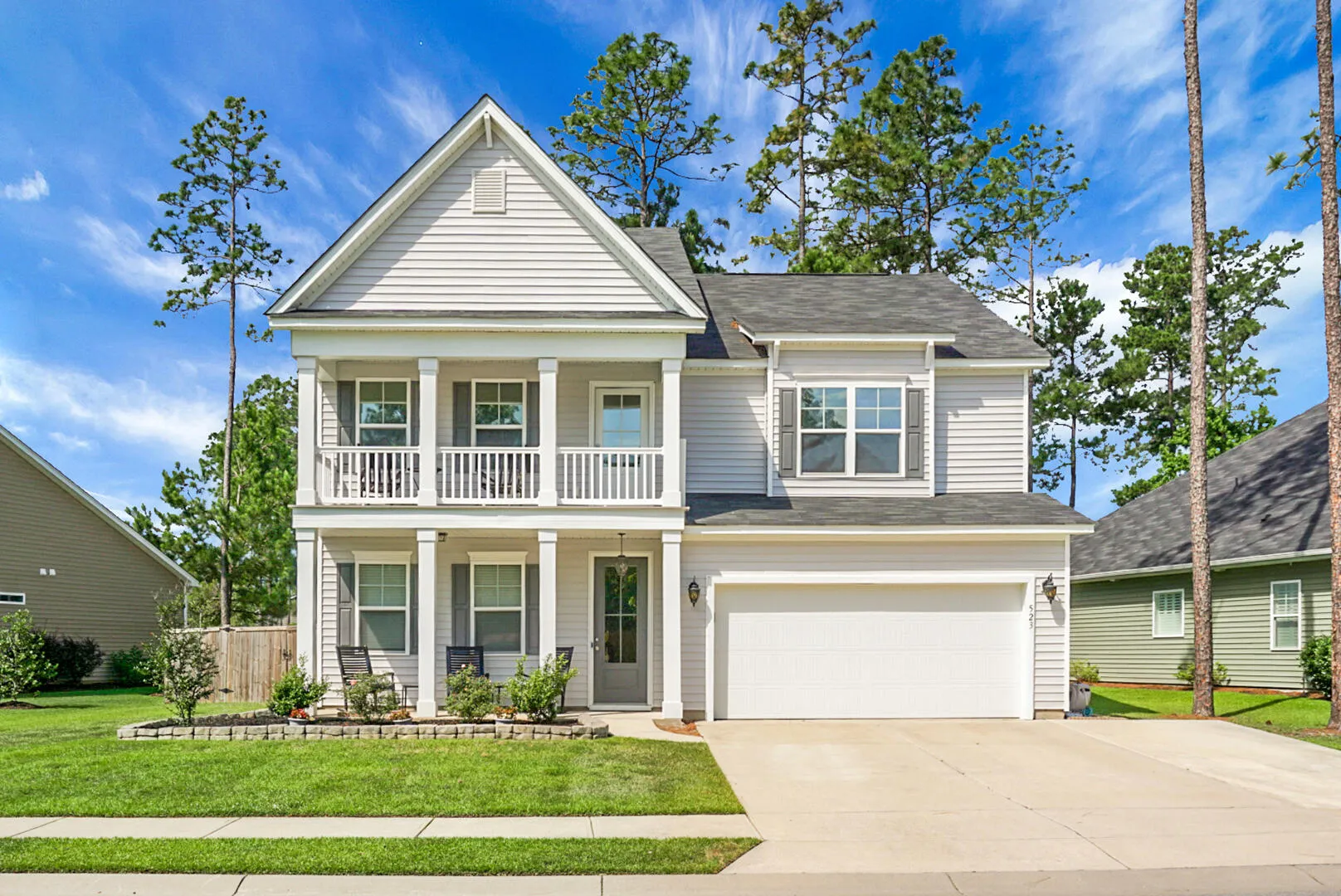 Pine Forest, Summerville Community