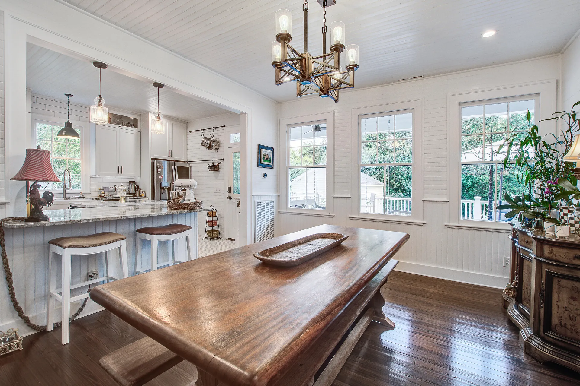 Property image 3 at 213 S Laurel Street, Summerville, SC 29483