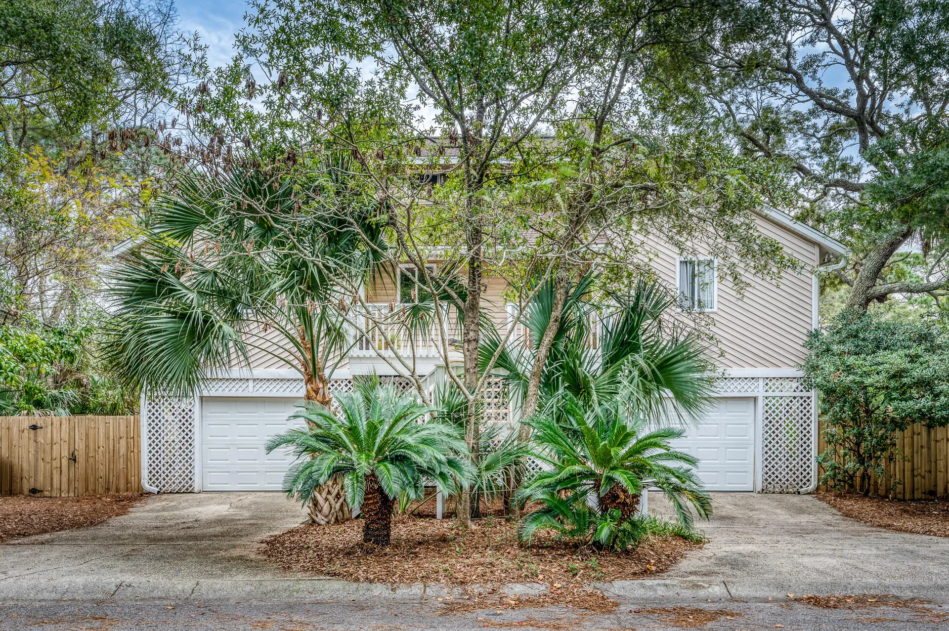317 W Hudson Avenue