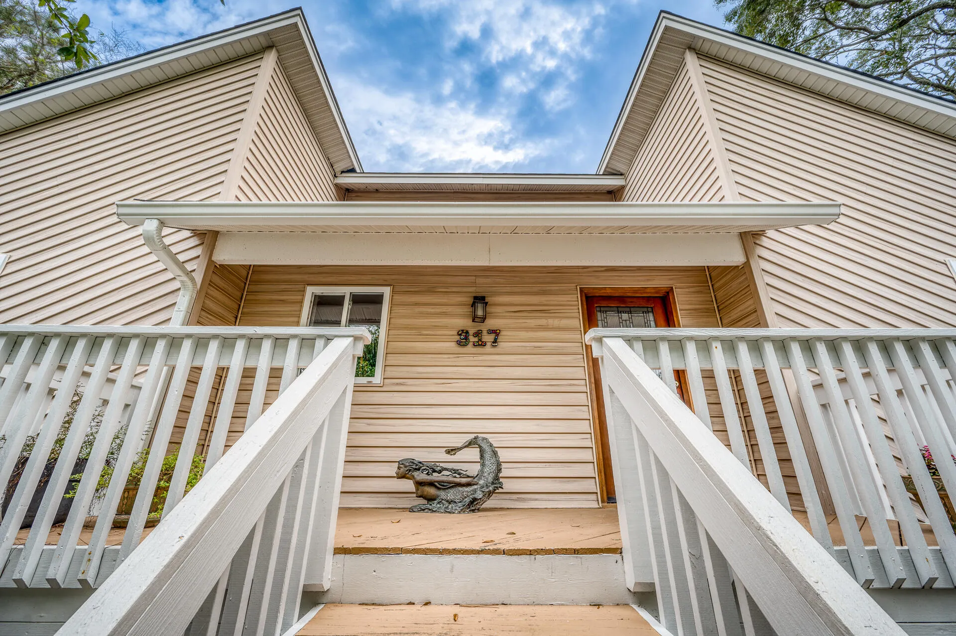 Property image 3 at 317 W Hudson Avenue, Folly Beach, SC 29439
