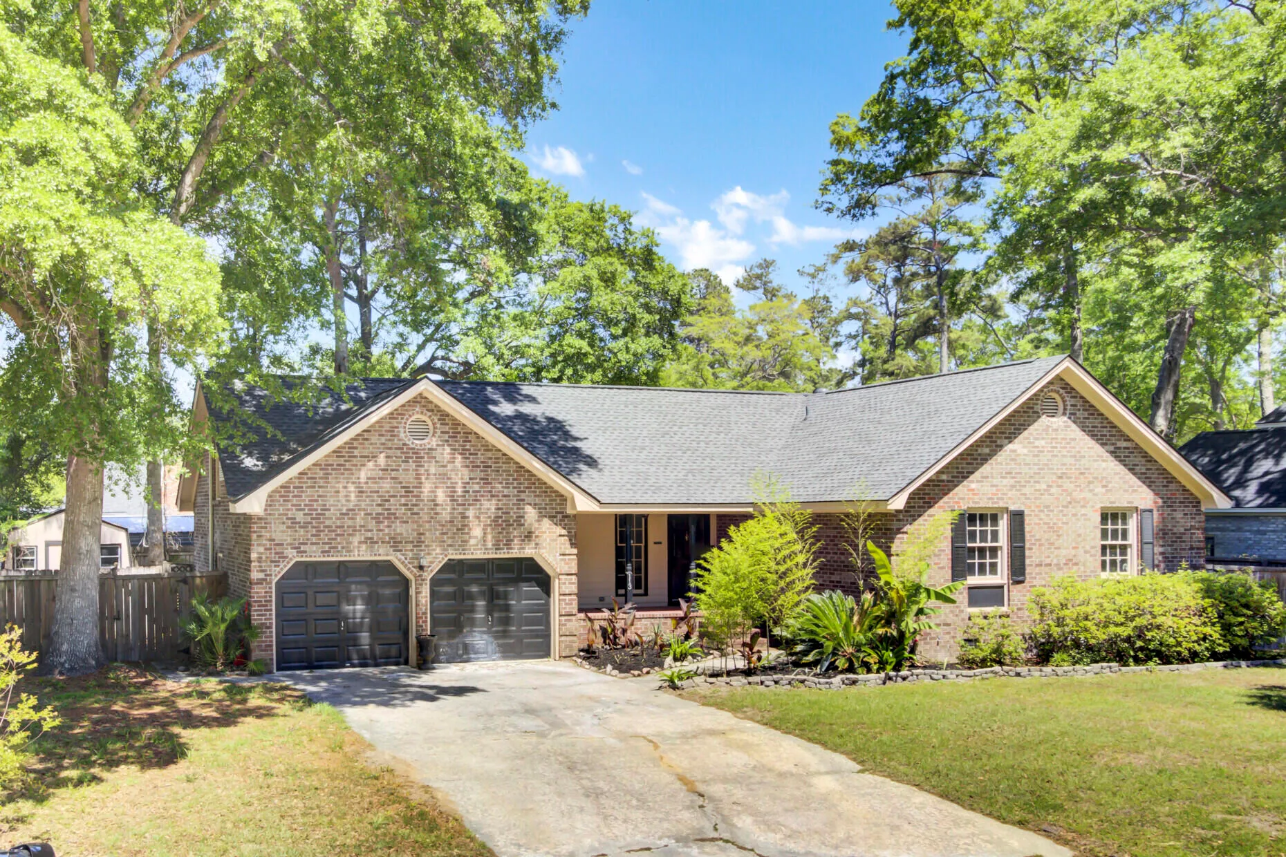 113 Dove Lane