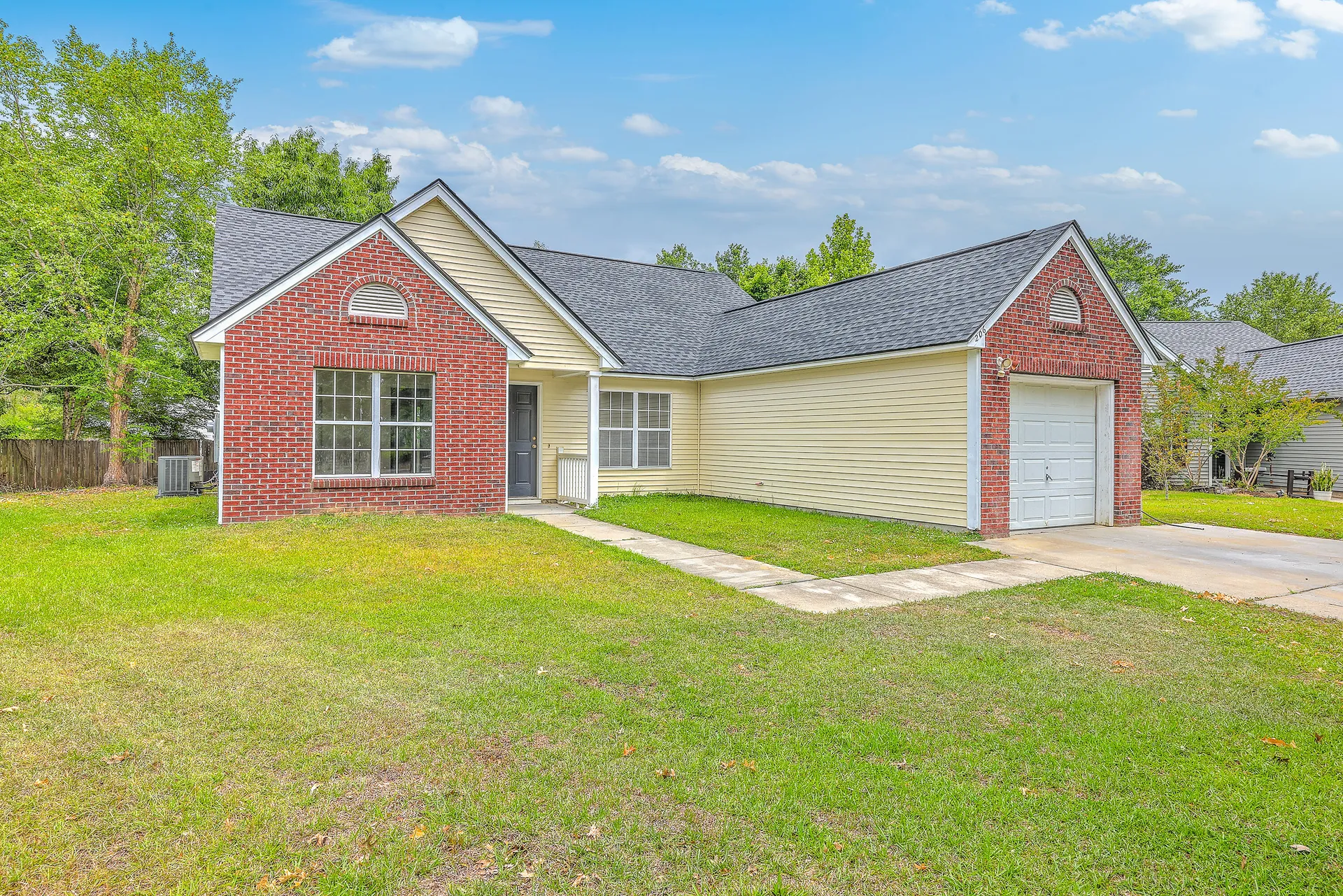 Property image 2 at 206 Barnwell Street, Summerville, SC 29483