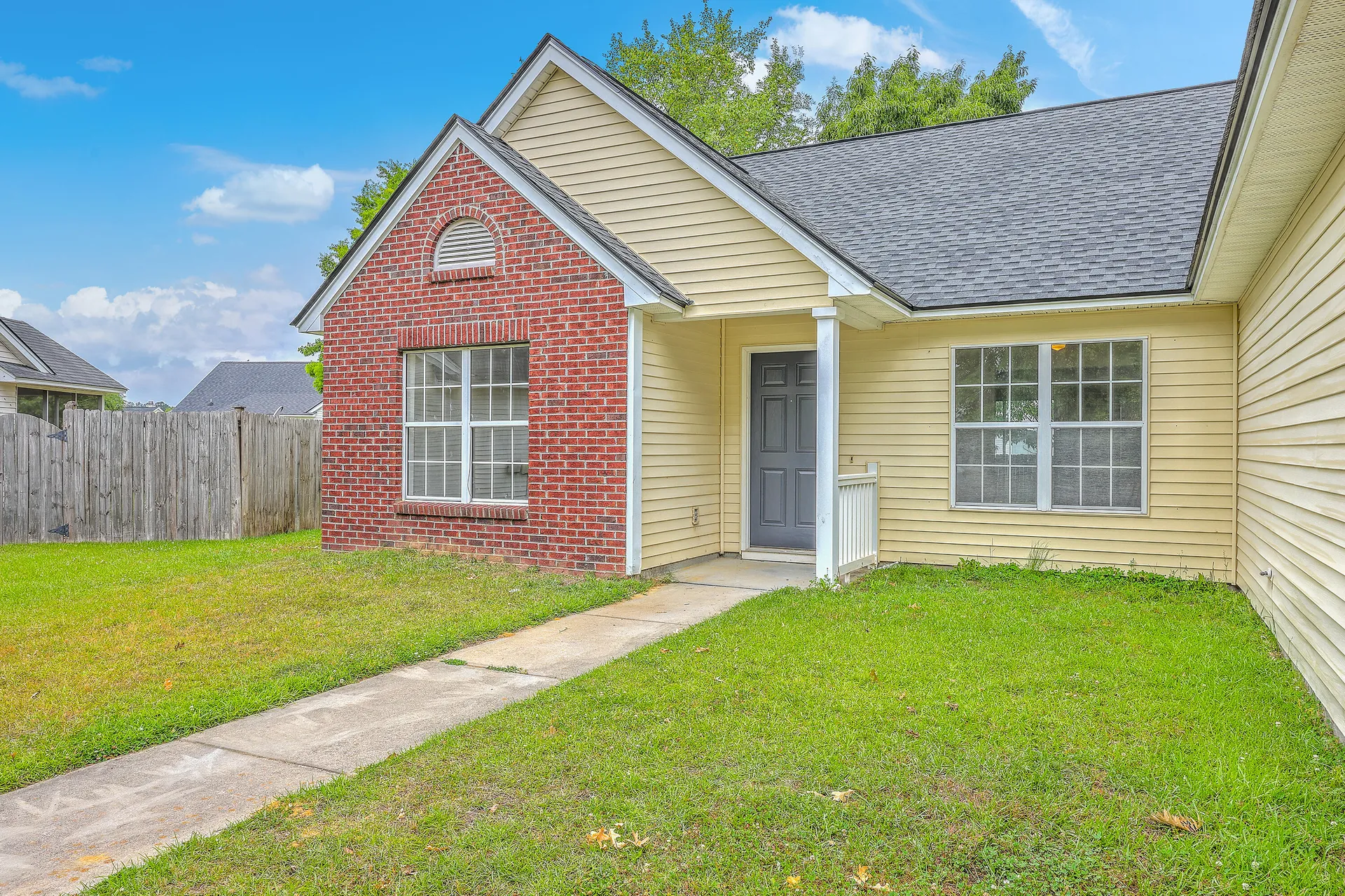 Property image 3 at 206 Barnwell Street, Summerville, SC 29483