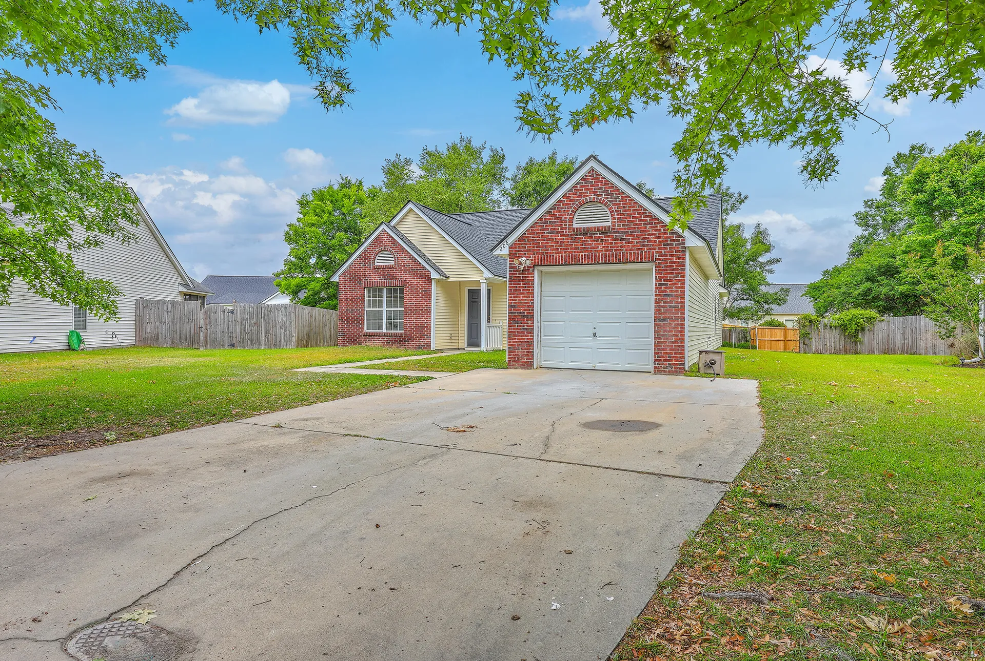 Property image 4 at 206 Barnwell Street, Summerville, SC 29483