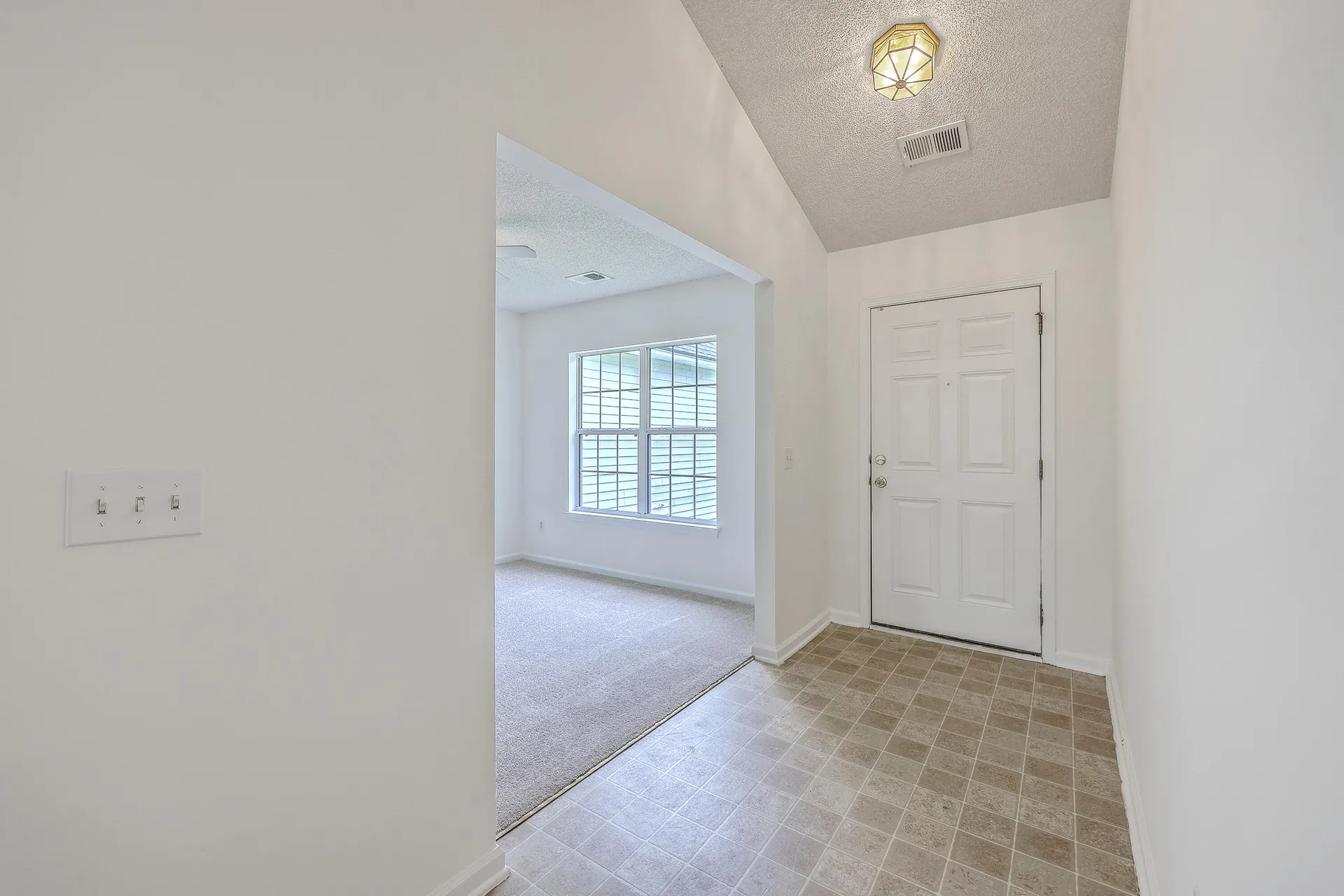 Property image 5 at 206 Barnwell Street, Summerville, SC 29483