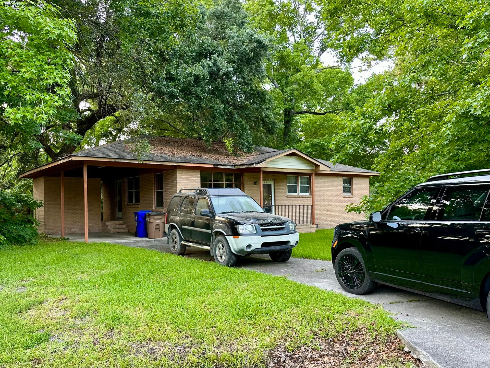 Jamestown Estates, Charleston Community