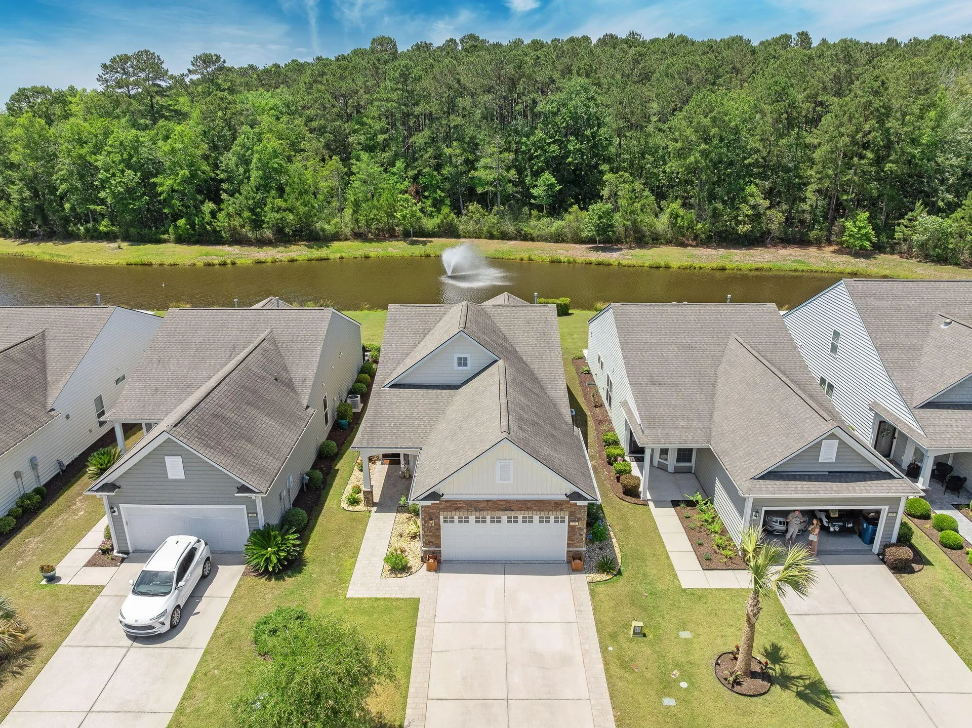 548 Sea Foam Street