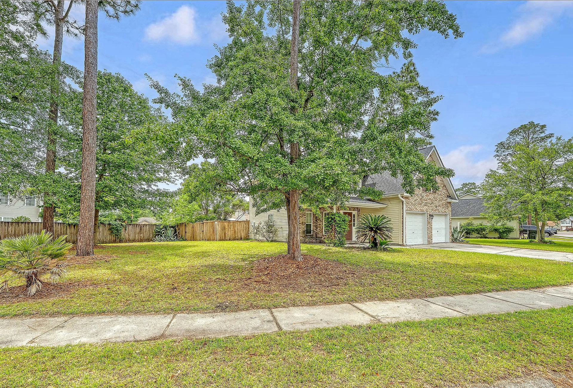 Property image 3 at 1042 Cobblestone Boulevard, Summerville, SC 29486
