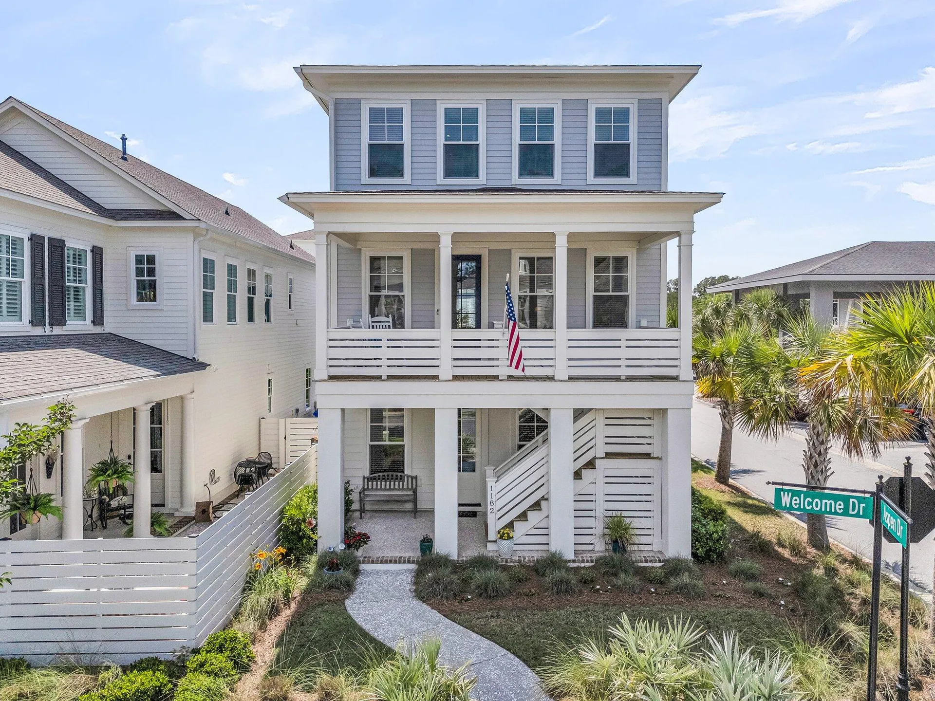 Property image 2 at 1182 Welcome Drive, Mount Pleasant, SC 29464
