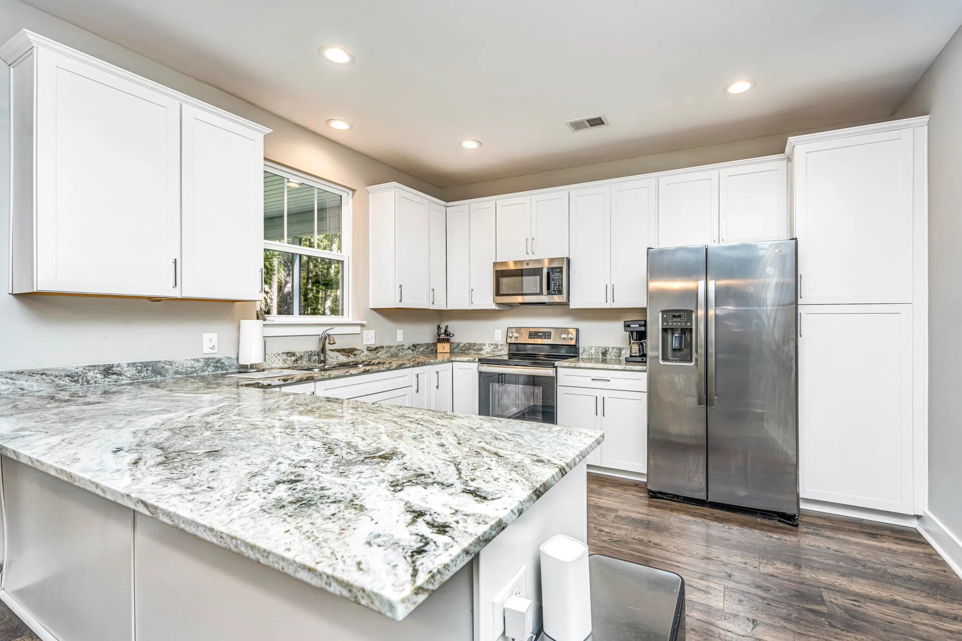 Property image 2 at 154 Pecan Drive, Summerville, SC 29483