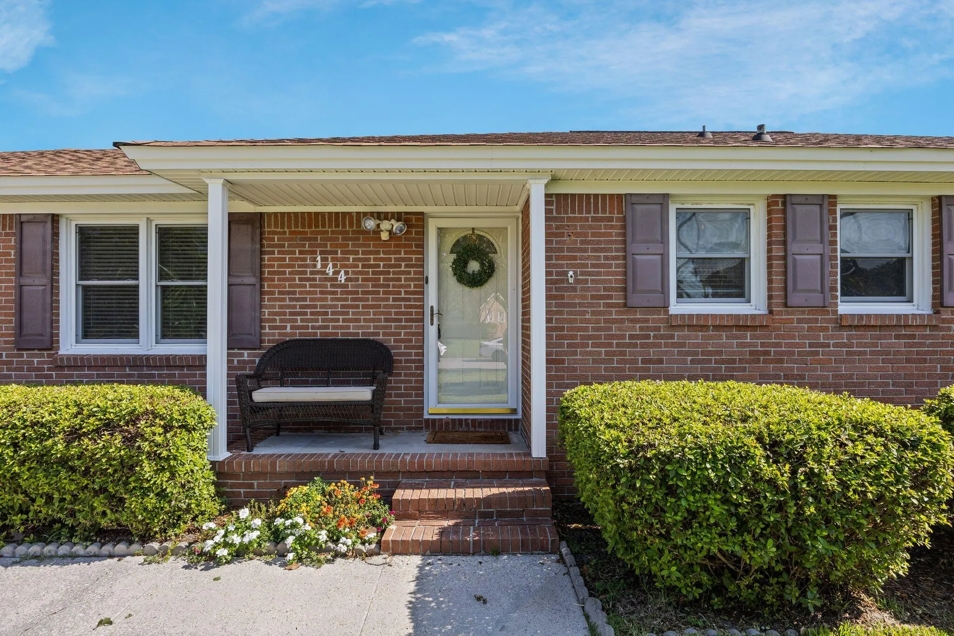 Camelot Village, Goose Creek Community