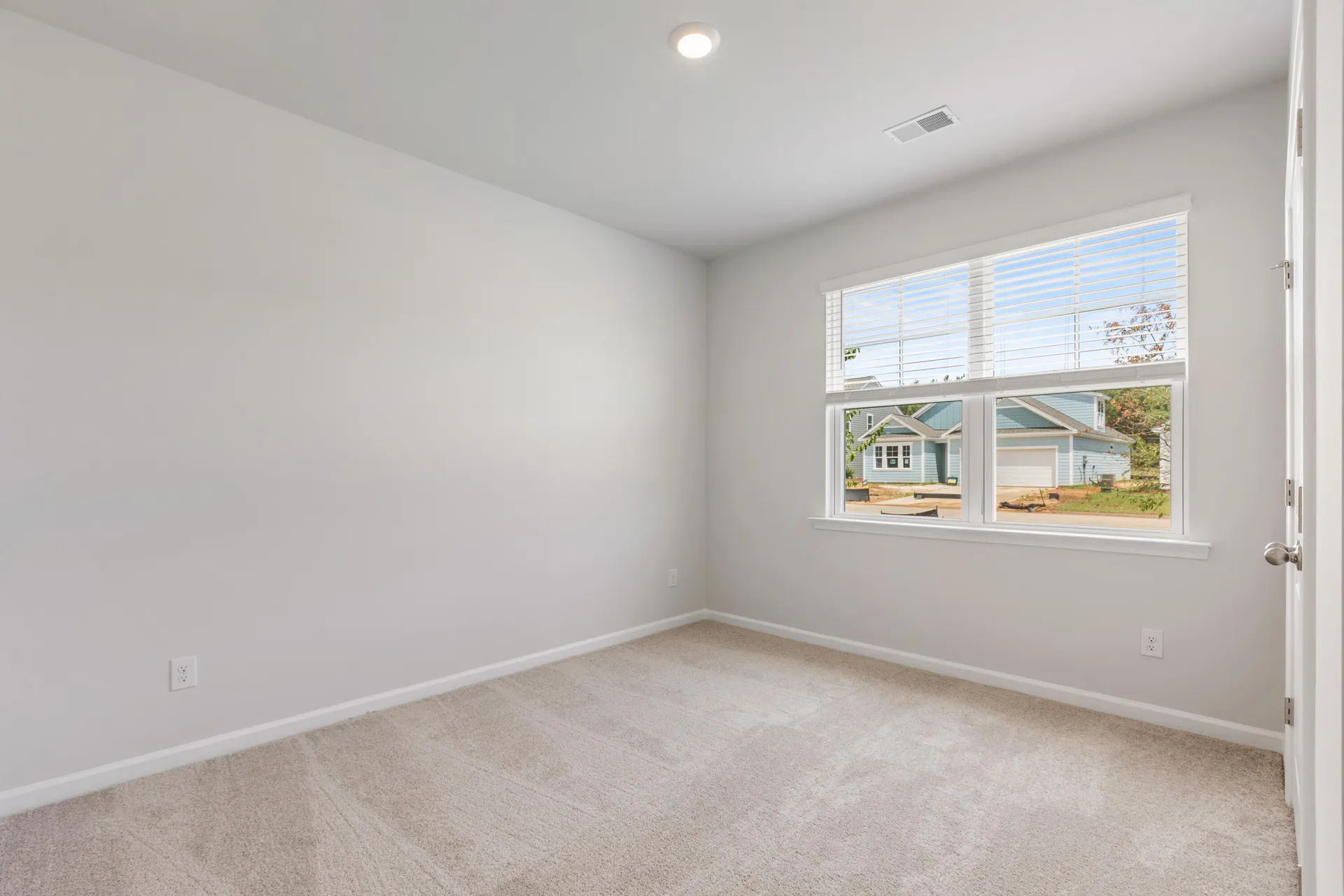 Property image 4 at 376 Willows Crescent Drive, Moncks Corner, SC 29461