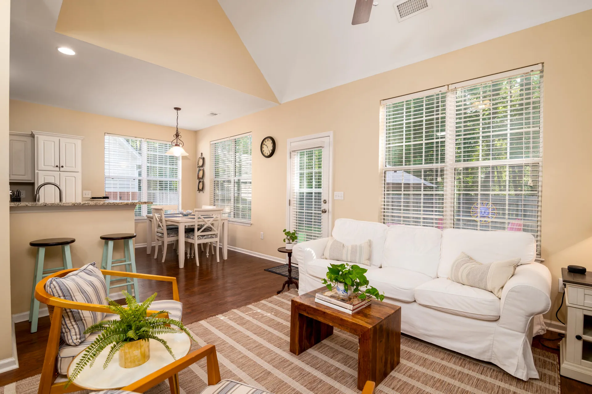 Property image 3 at 1337 Heidiho Way, Mount Pleasant, SC 29466
