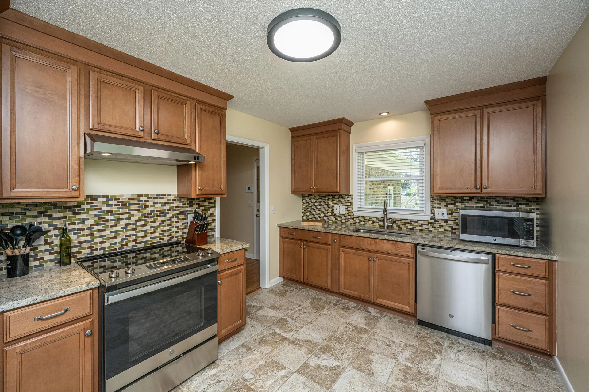 Property image 3 at 2847 Limestone Blvd, Charleston, SC 29414