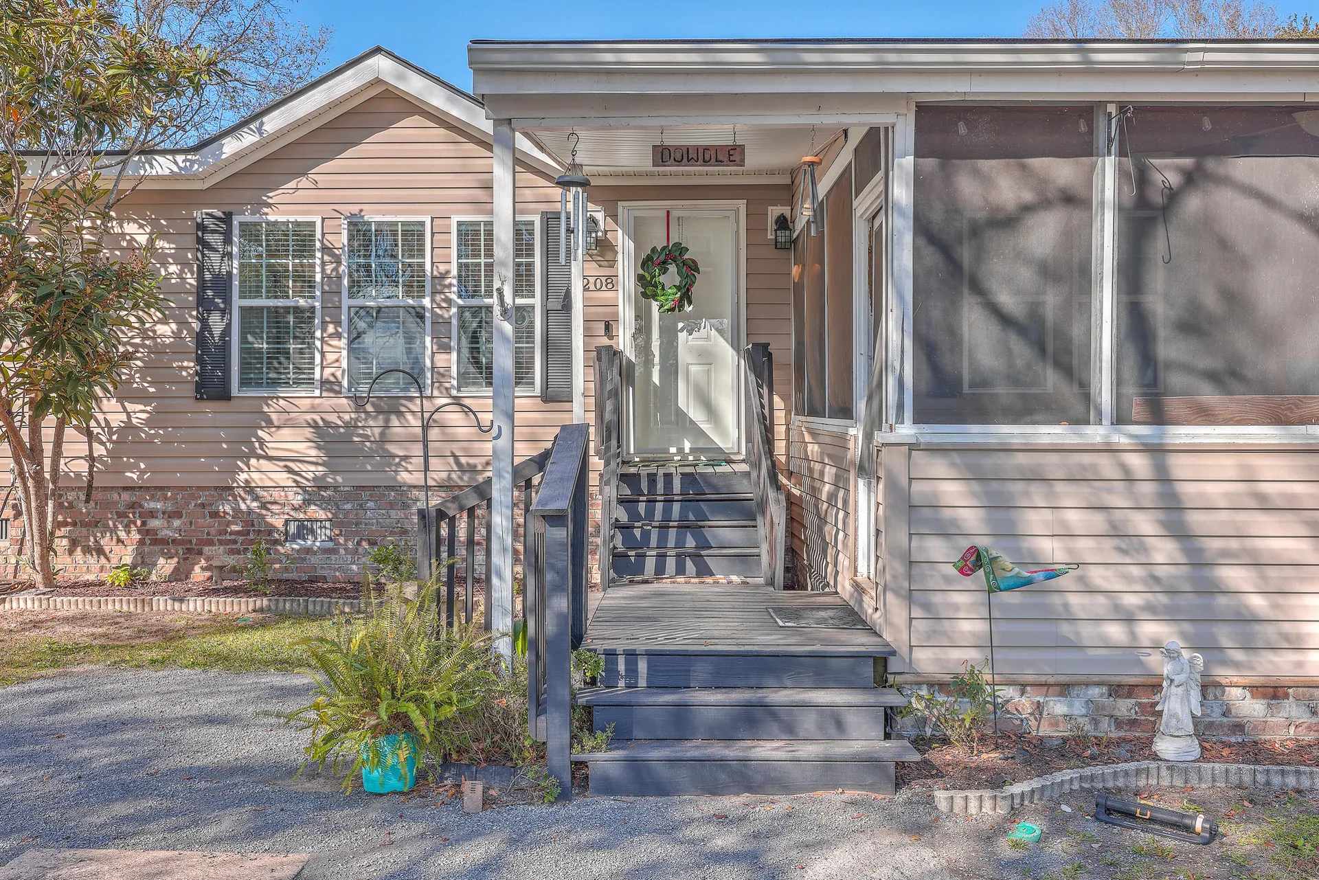 Property image 3 at 208 Catfish Landing Circle, Bonneau, SC 29431