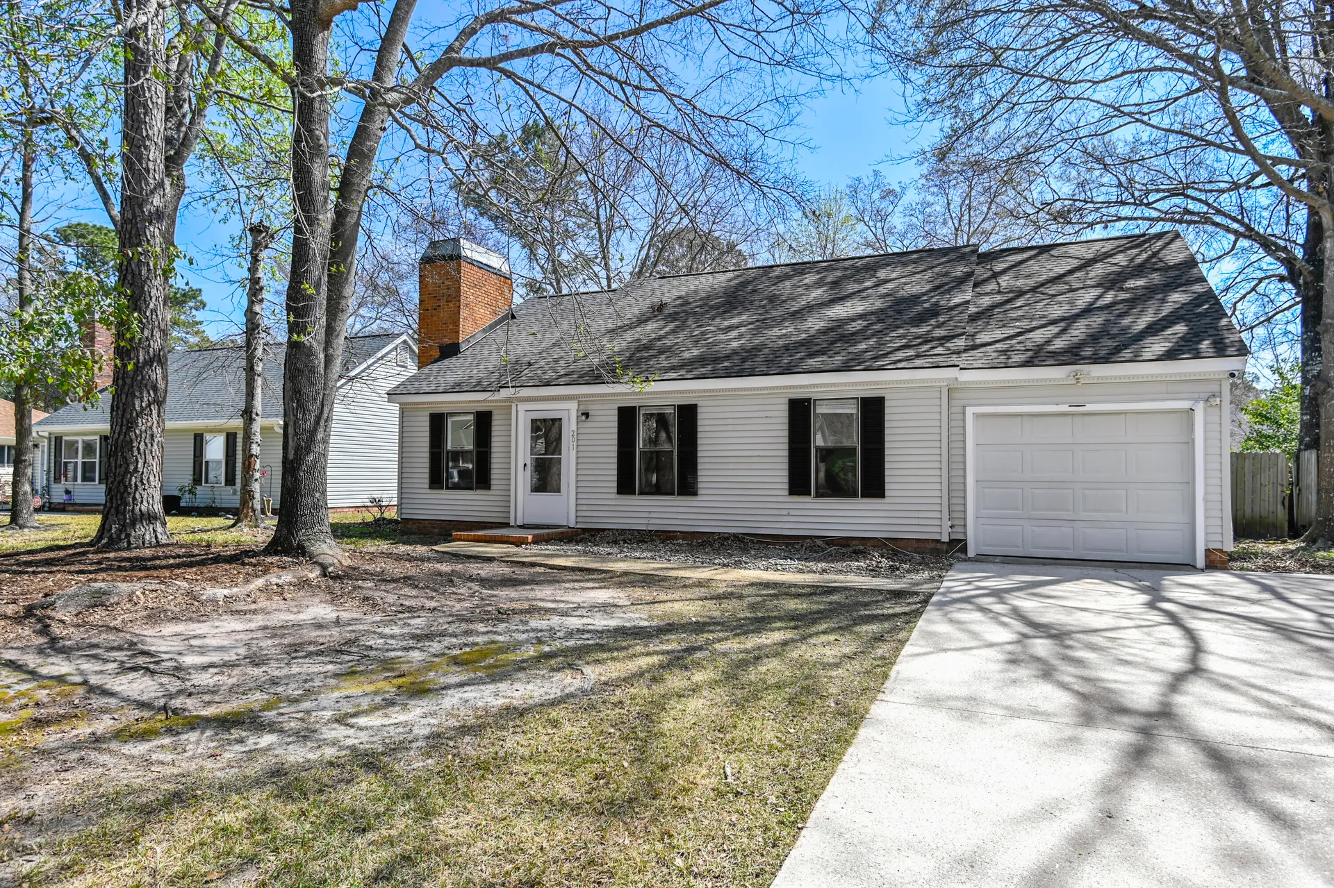 201 Commons Way