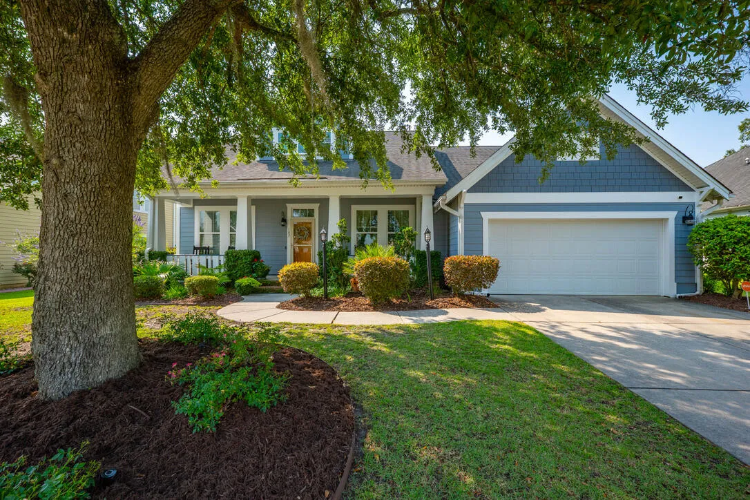 185 Red Leaf Boulevard