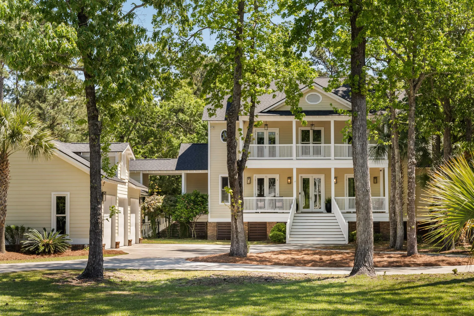 1505 Rivertowne Country Club Drive