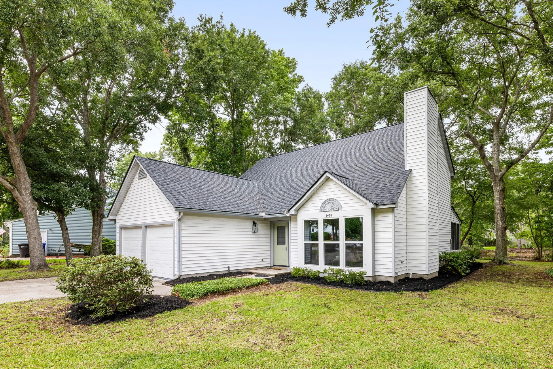Crown Pointe, Mount Pleasant Community