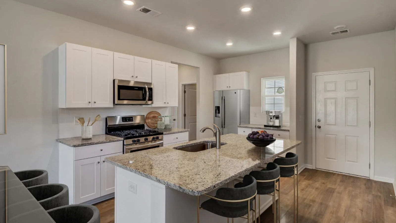 Property image 3 at 331 Pine Crest View, Summerville, SC 29486