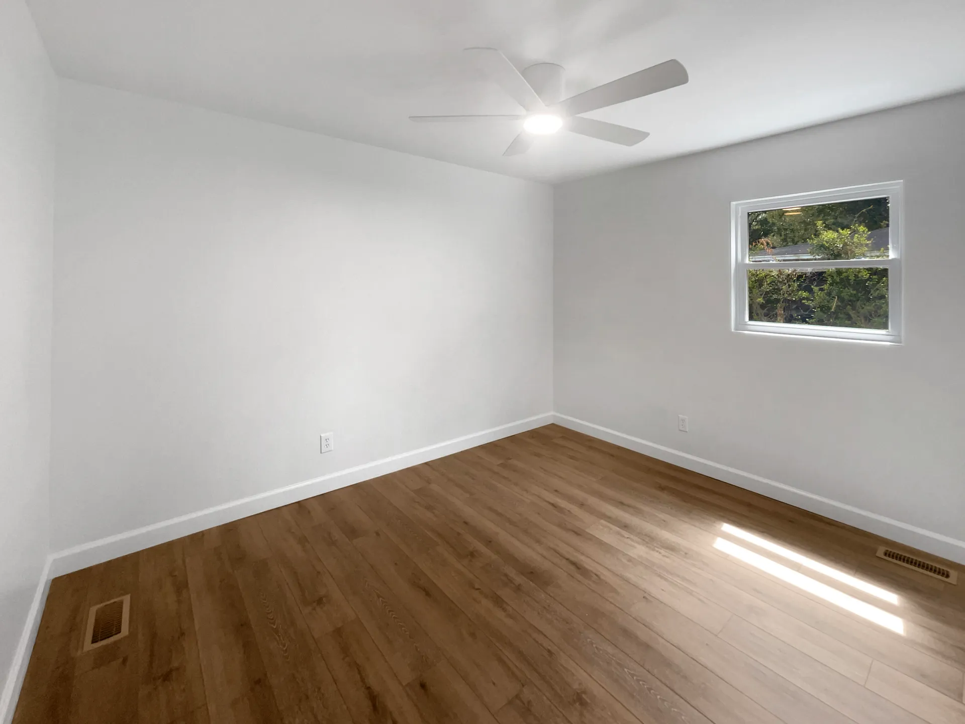 Property image 5 at 4412 Abby Drive, North Charleston, SC 29418