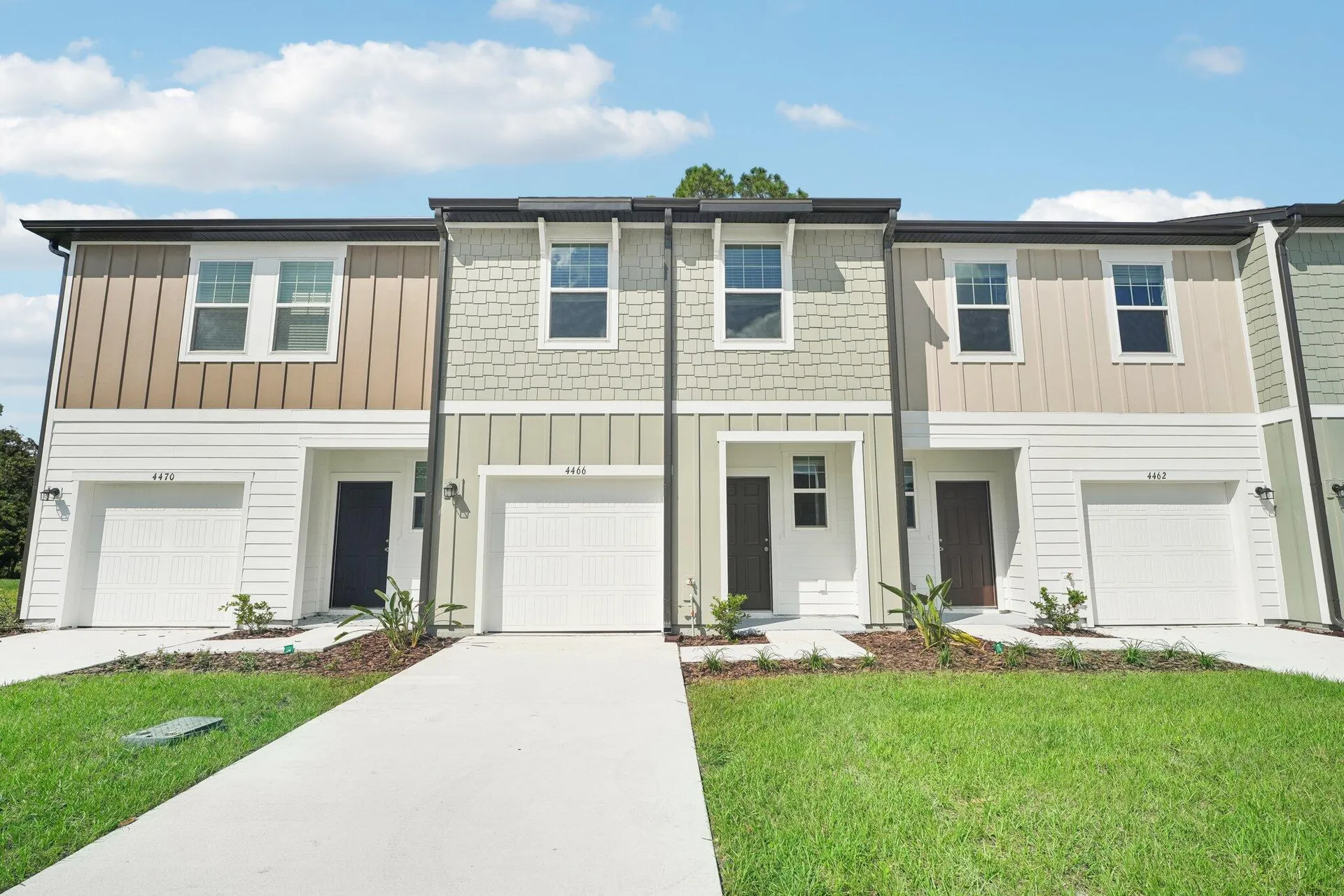 493 Colchester Court