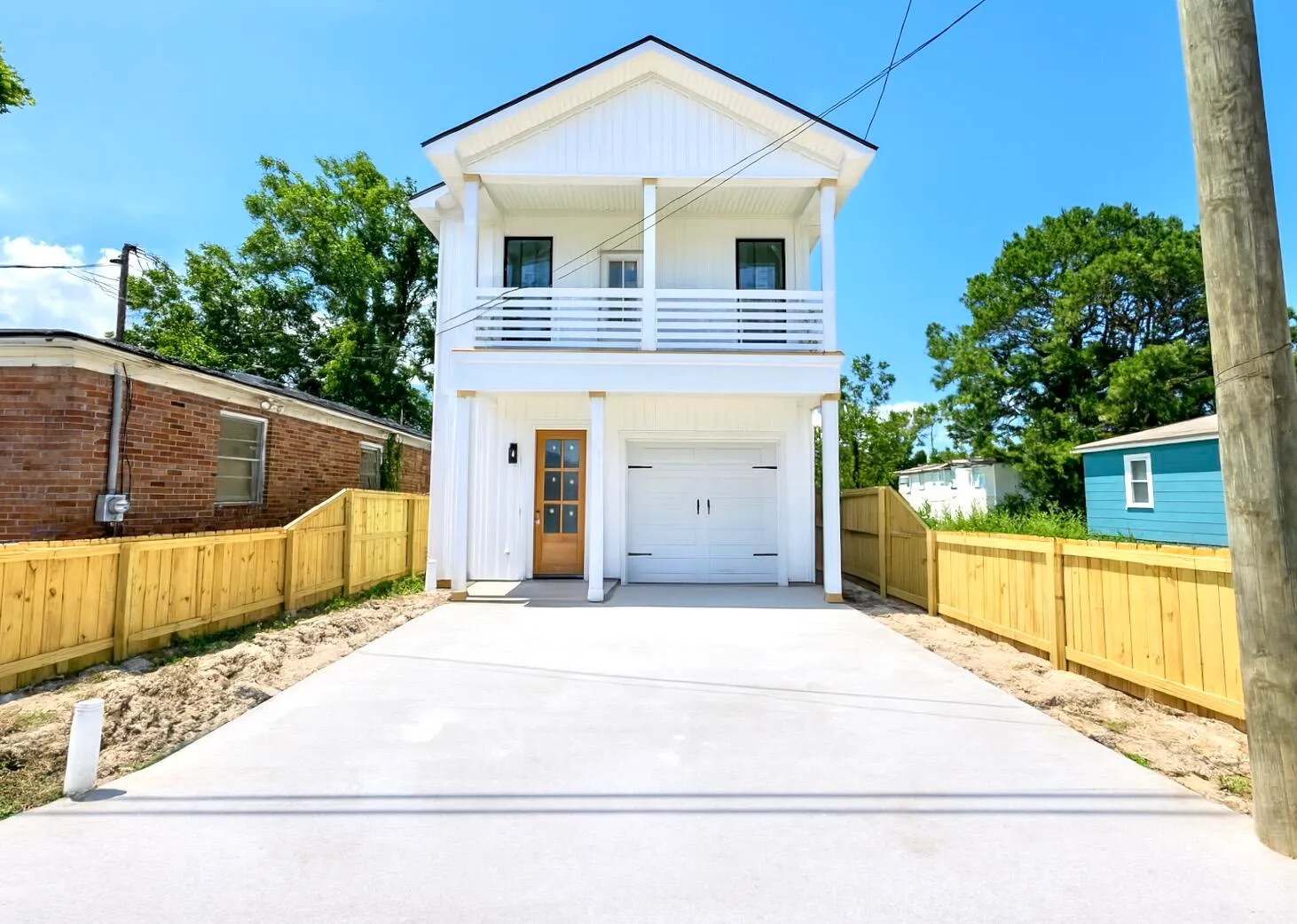 2032 Forest Avenue