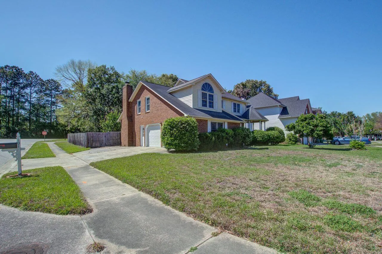 Property image 2 at 101 N Warwick Trace, Goose Creek, SC 29445