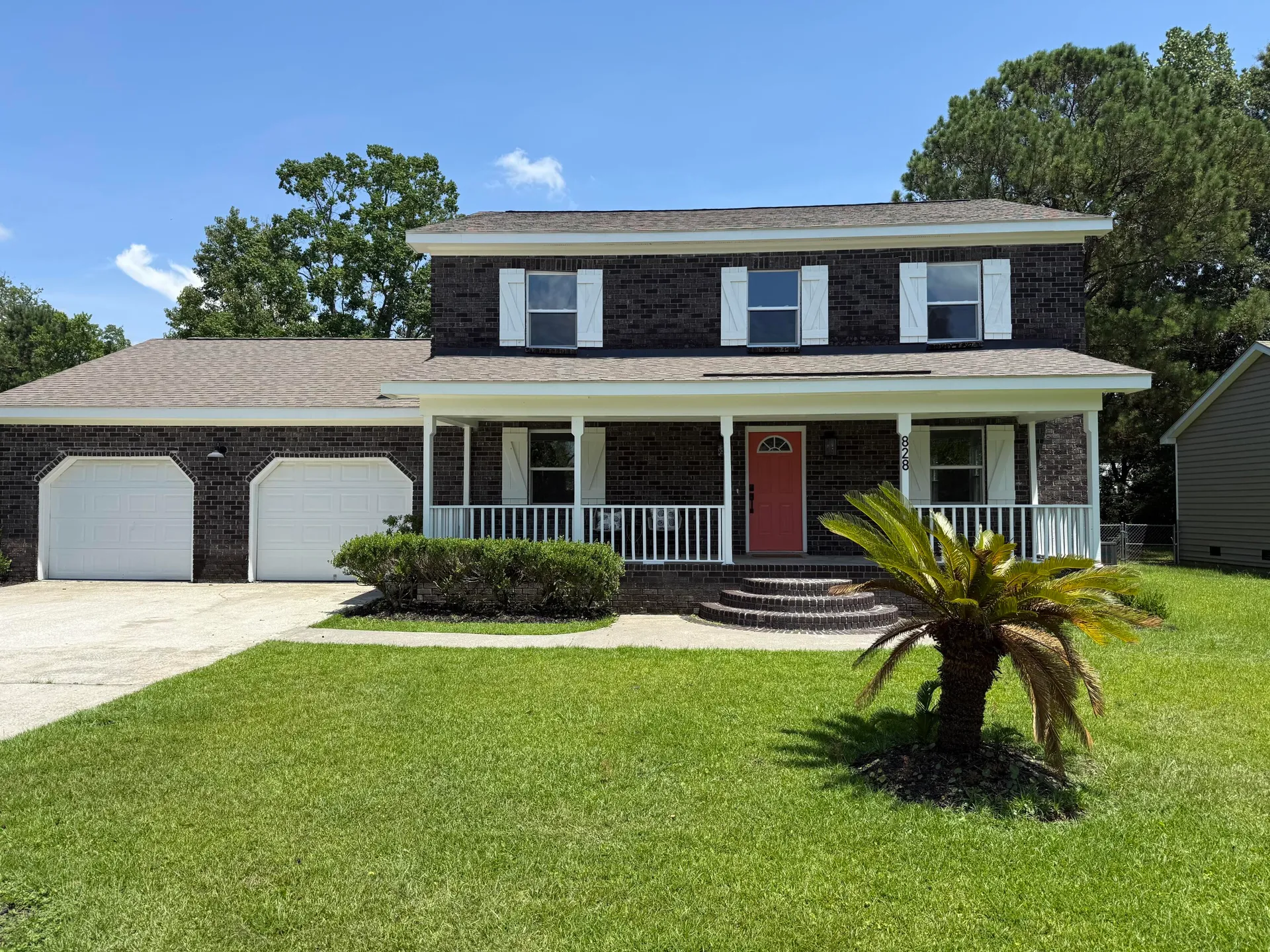 Shaftesbury, Charleston Community