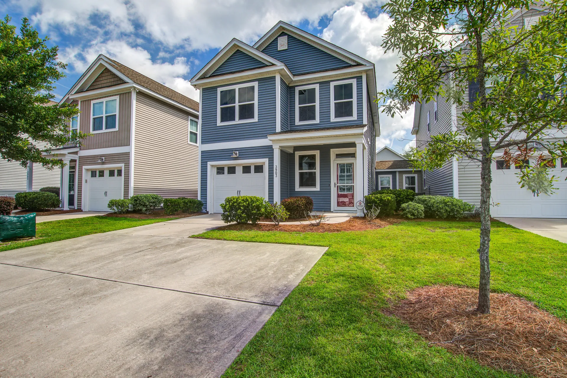 Summer Wood, Summerville Community