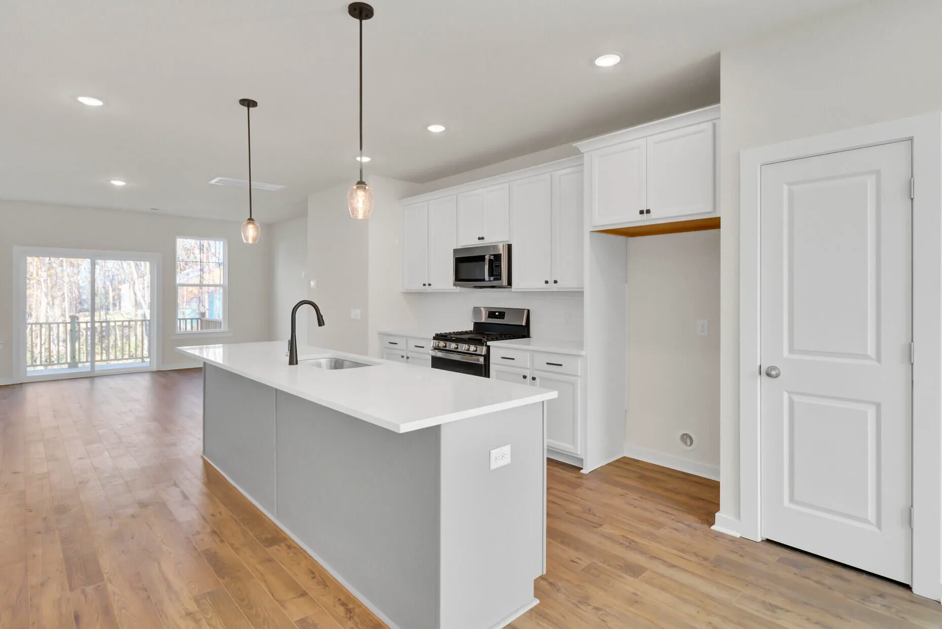 Property image 3 at 2011 Quiet Ibis Road, Hanahan, SC 29410