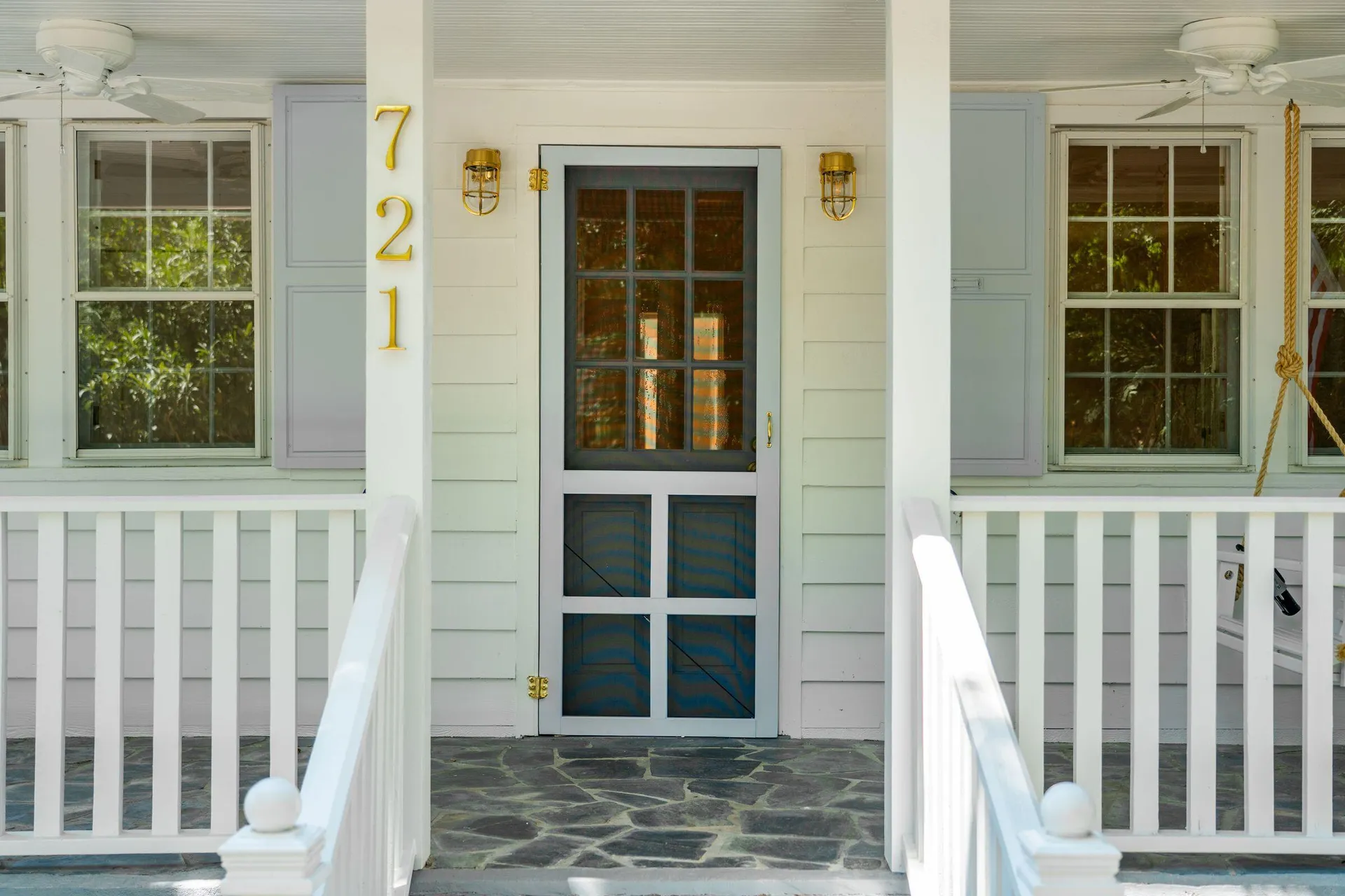 Property image 3 at 721 Royall Avenue, Mount Pleasant, SC 29464