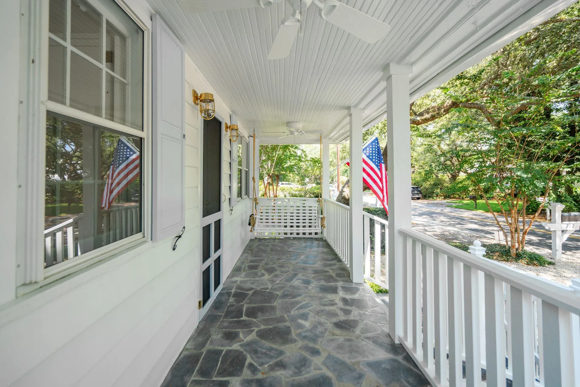 Property image 4 at 721 Royall Avenue, Mount Pleasant, SC 29464