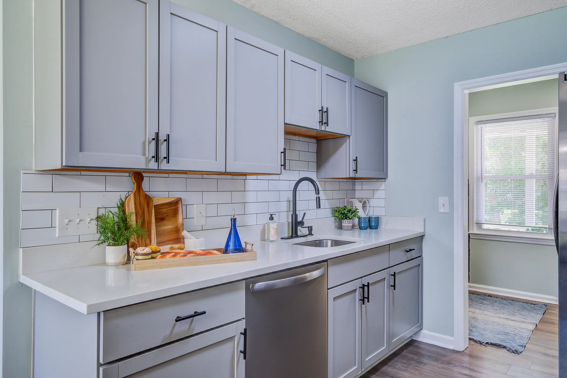 Property image 3 at 717 Beauregard Road, Summerville, SC 29486