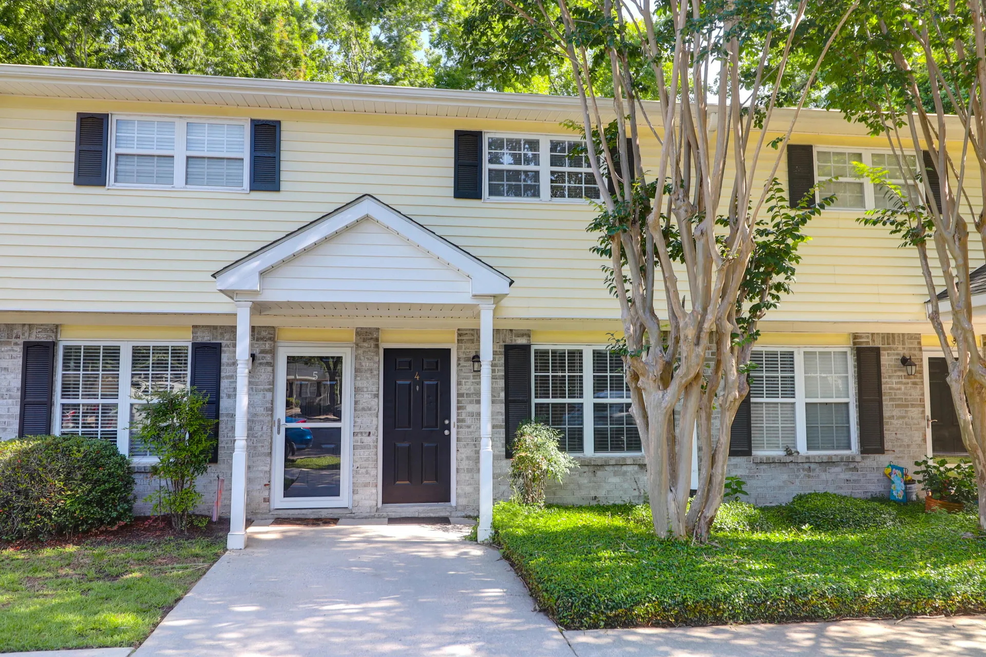 Property image 2 at 507 Stinson Drive 4g, Charleston, SC 29407