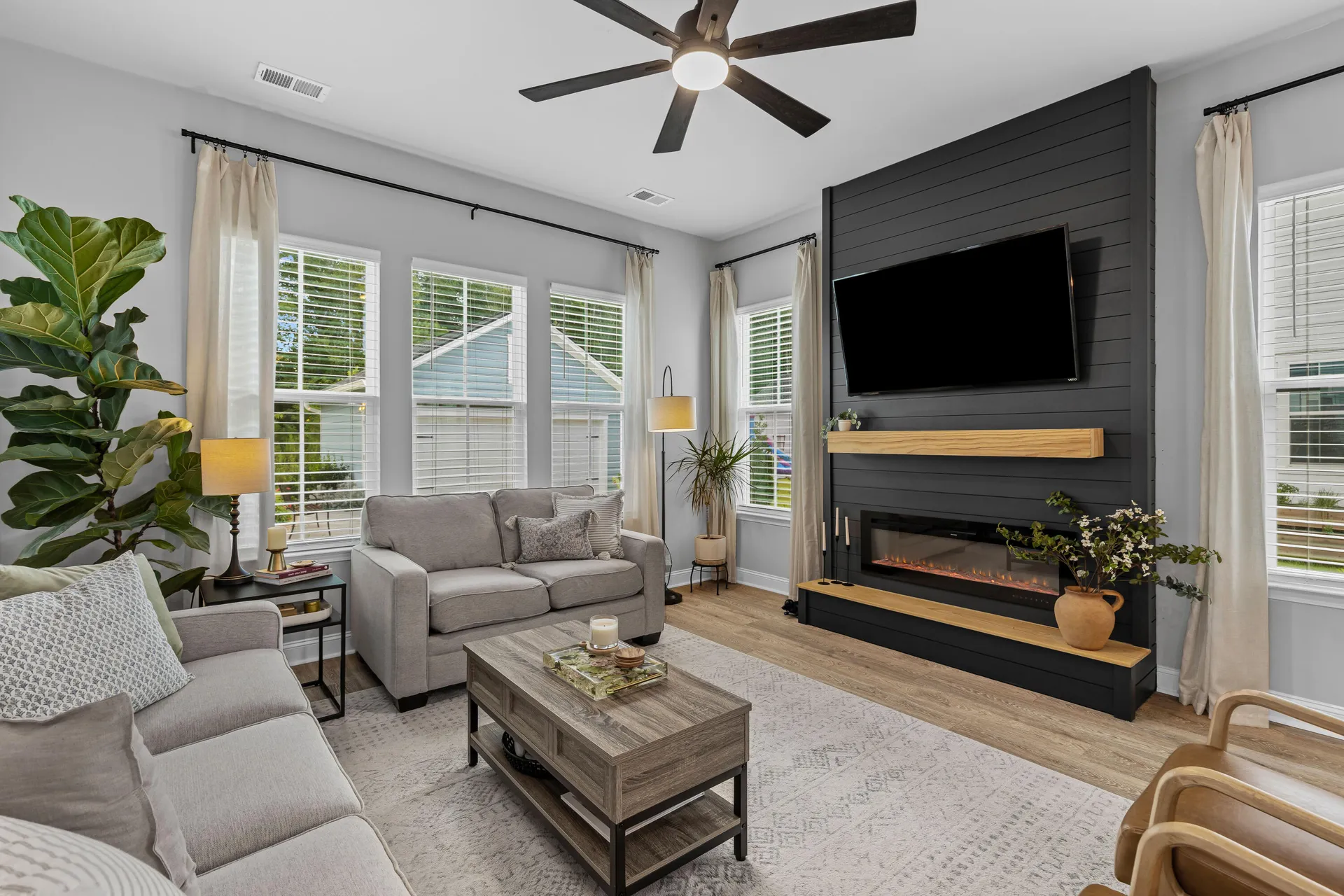 Property image 2 at 385 Woodgate Way, Summerville, SC 29485