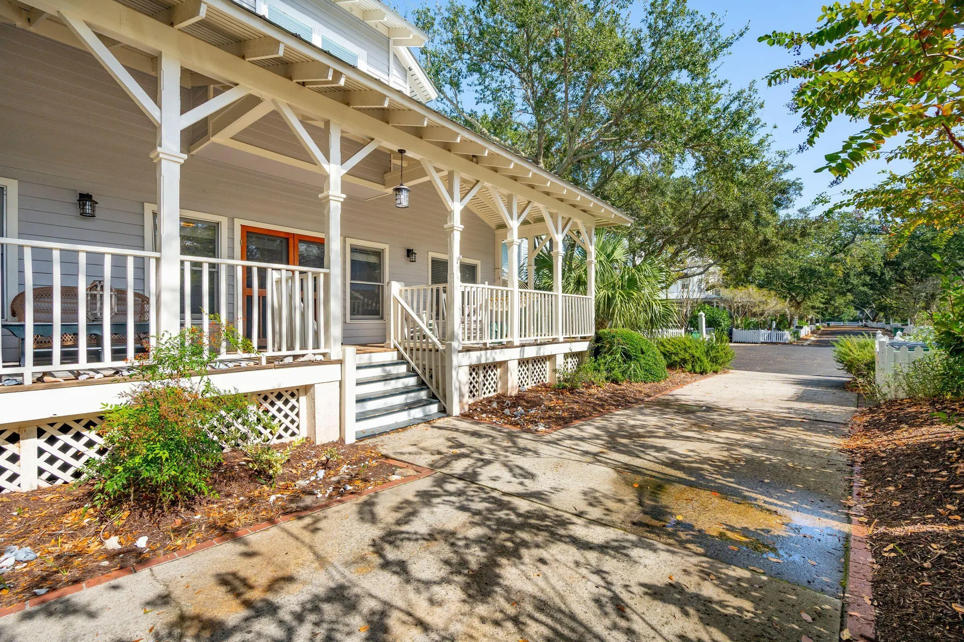 Property image 3 at 94 Seaside Cottage Lane, Isle of Palms, SC 29451