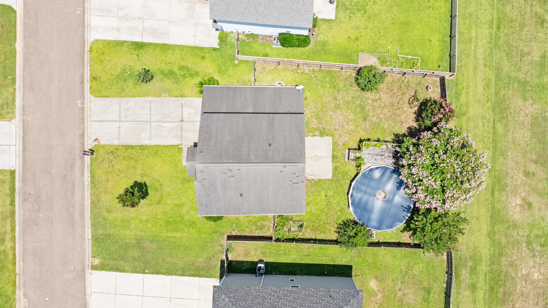 Property image 2 at 302 Mossy Wood Road, Summerville, SC 29483