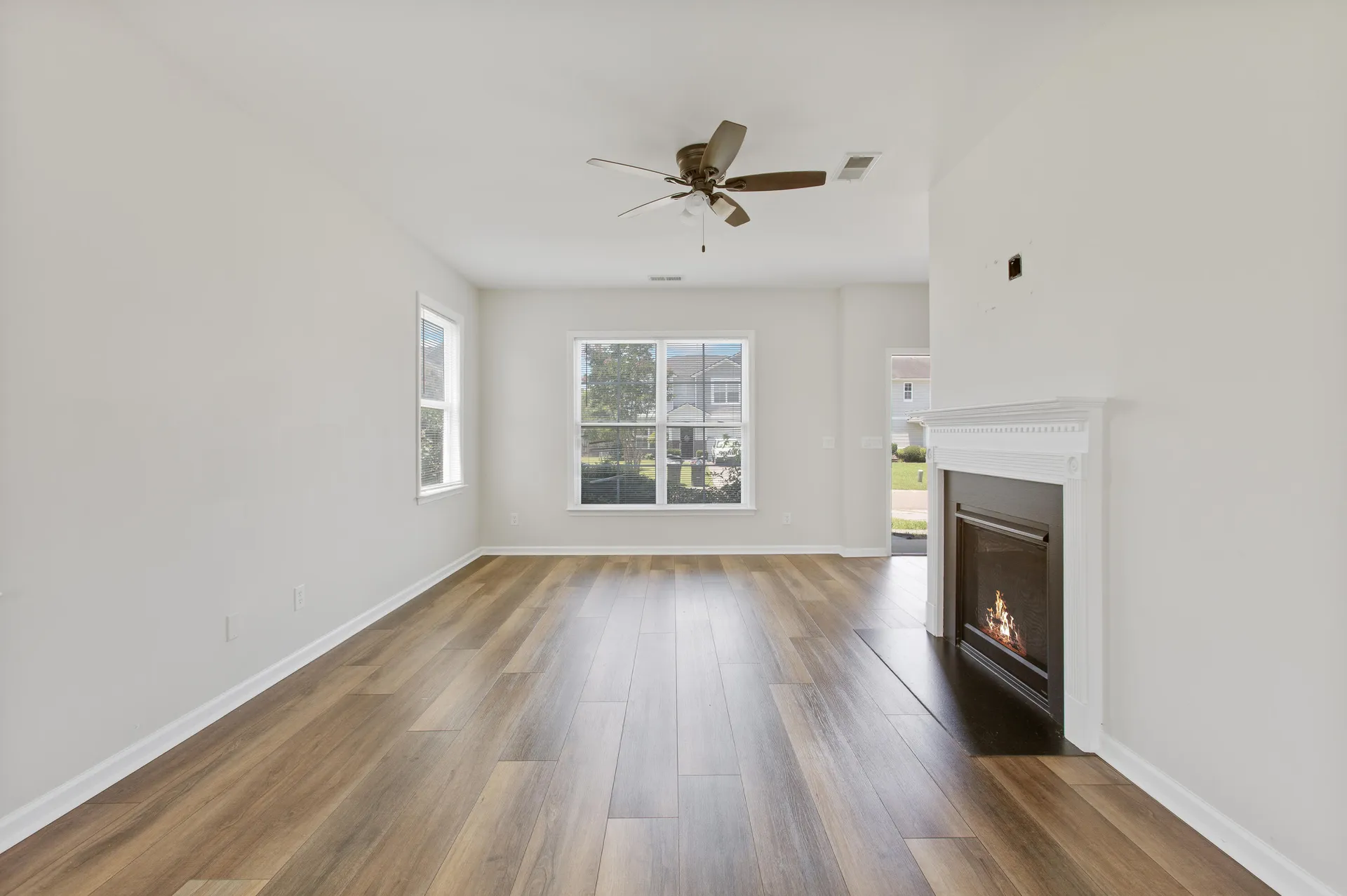Property image 5 at 302 Mossy Wood Road, Summerville, SC 29483