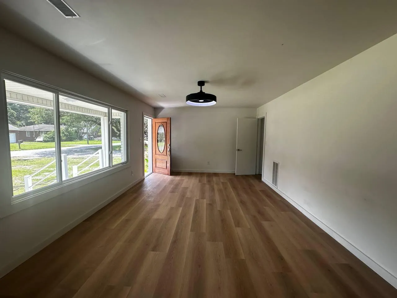 Property image 3 at 1229 Winston Street, Charleston, SC 29407