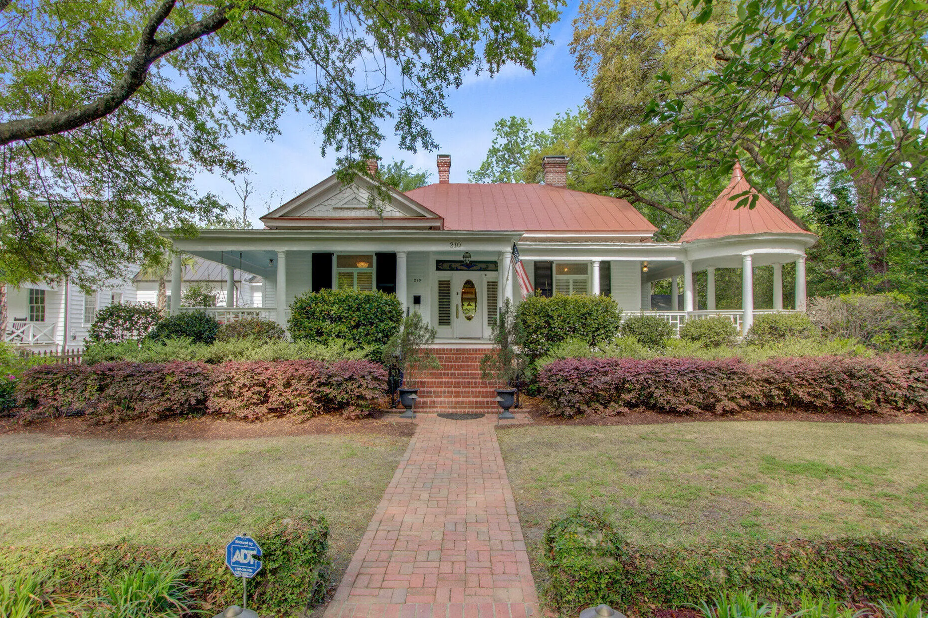 Property image 5 at 210 S Gum Street, Summerville, SC 29483