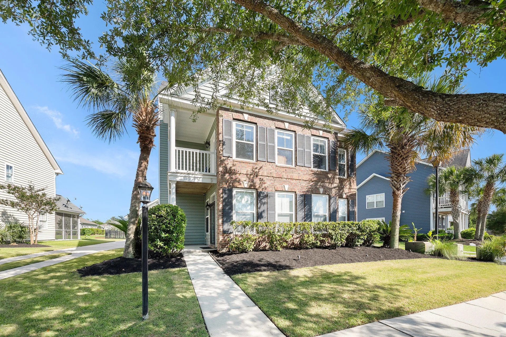 Reminisce, Summerville Community