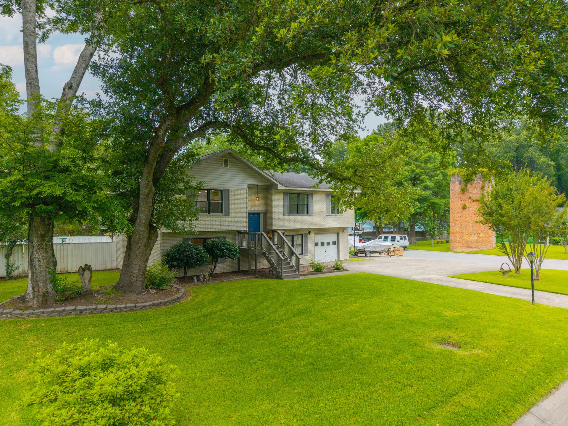 Corey Woods, Summerville Community