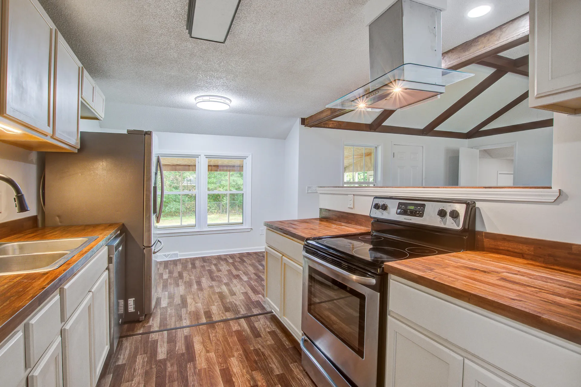 Property image 4 at 206 Terry Avenue, Summerville, SC 29485