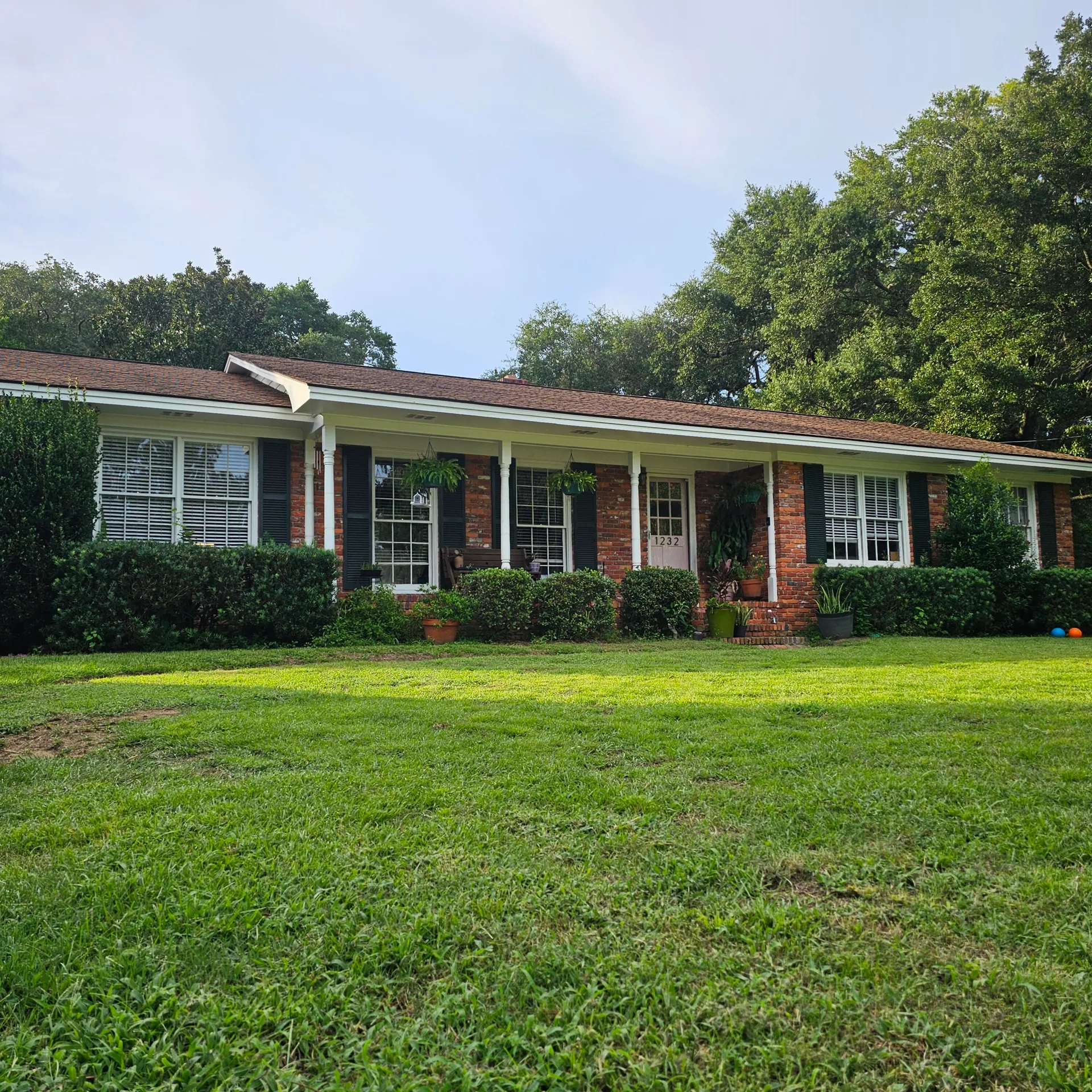1232 W Capers Road